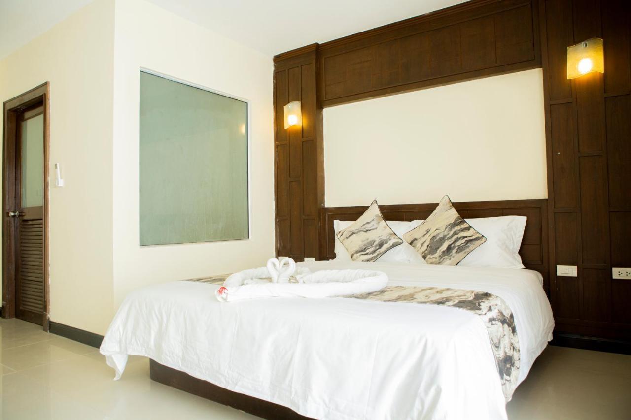 Blue Skyline Hotel Patong Экстерьер фото