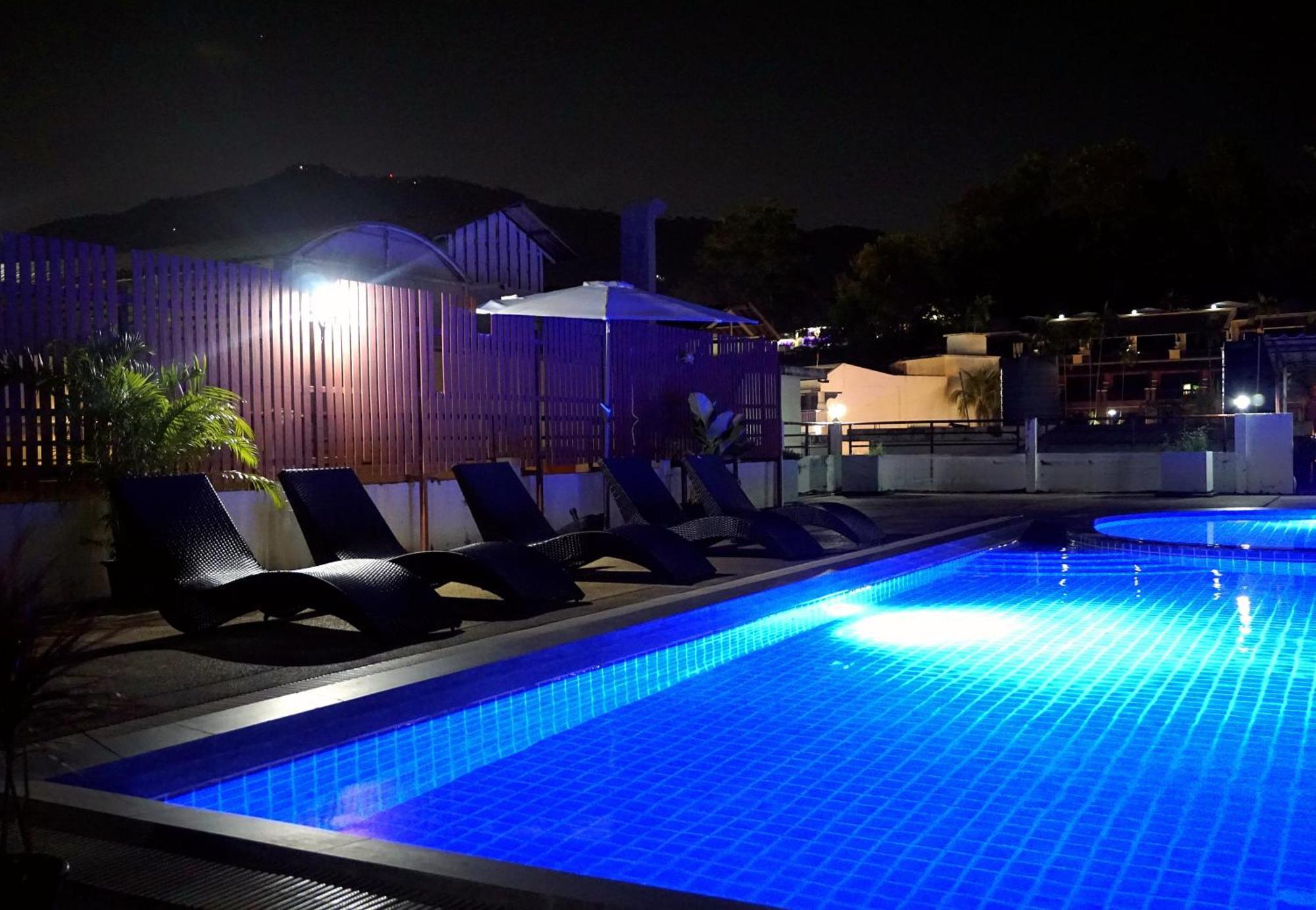 Blue Skyline Hotel Patong Экстерьер фото
